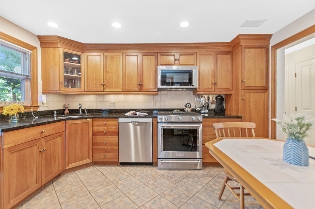 10 Albamont Road Winchester, MA 01890 - Photo 13 of 33 Gallery Image 13