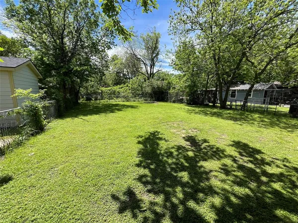 $1,400 | 8732 Slay Street, Dallas, TX 75217