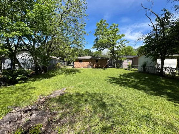 $1,400 | 8732 Slay Street, Dallas, TX 75217