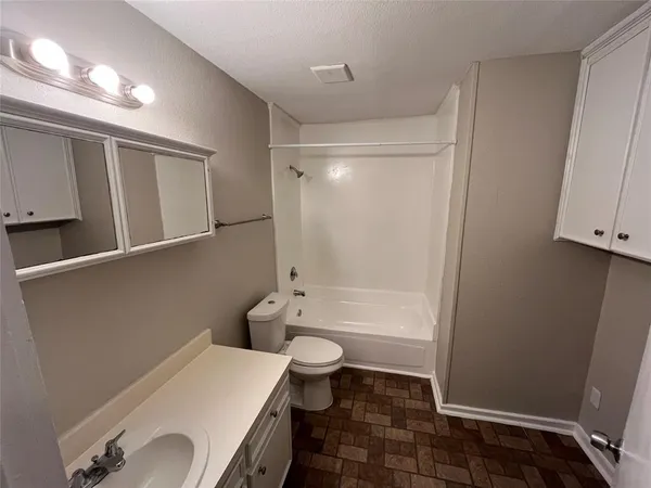 $1,400 | 8732 Slay Street, Dallas, TX 75217