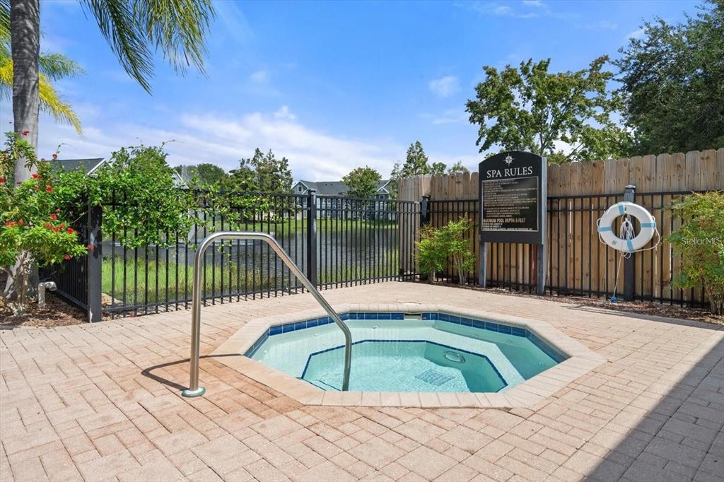5591 Rosehill Road, Unit 104 Sarasota, FL 34233 - Photo 12 of 16