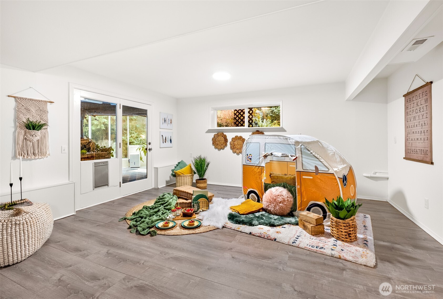 15727 Cascadian Way Bothell, WA 98012 - Photo 14 of 40