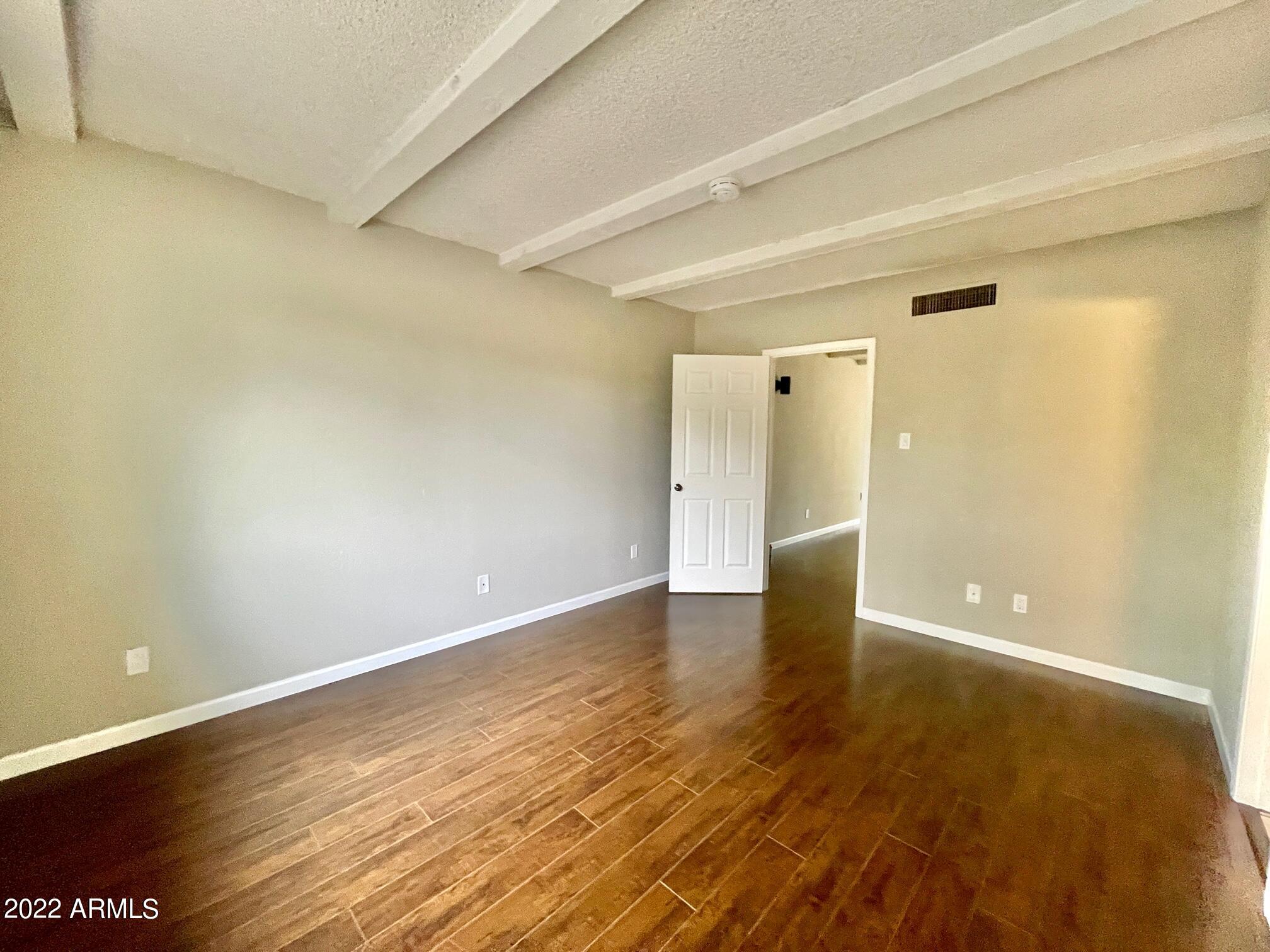 1012 East Osborn Road, Unit D Phoenix, AZ 85014 - Photo 18 of 28 IMG_2558