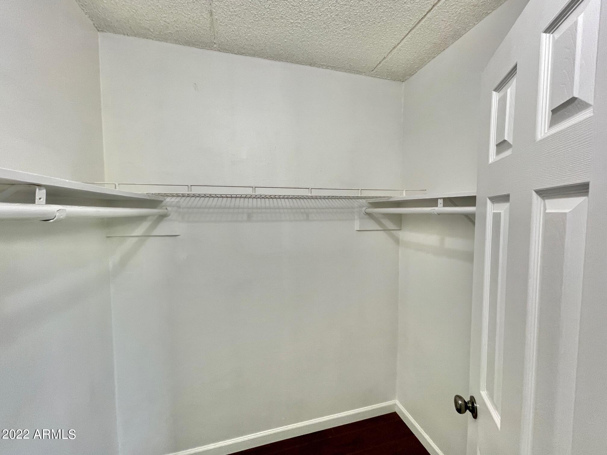 1012 East Osborn Road, Unit D Phoenix, AZ 85014 - Photo 9 of 28 IMG_2576