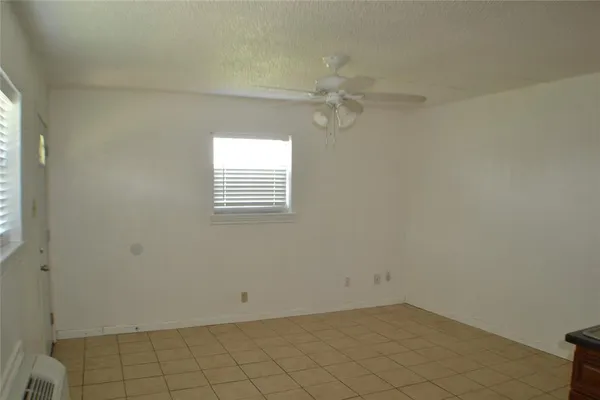 $795 | 704 Frisco Road, Sherman, TX 75090