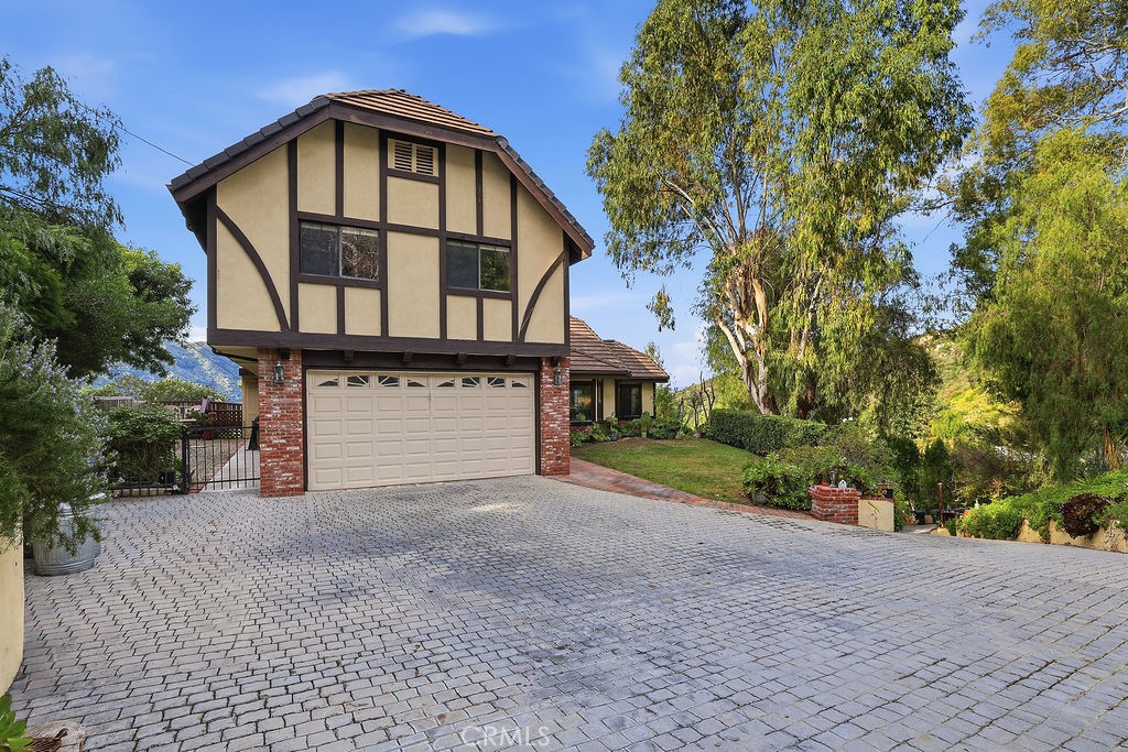 24300 Sylvan Glen Road Calabasas, CA 91302 - Photo 14 of 47