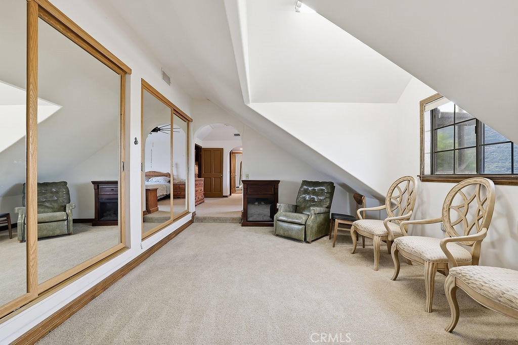 24300 Sylvan Glen Road Calabasas, CA 91302 - Photo 25 of 47