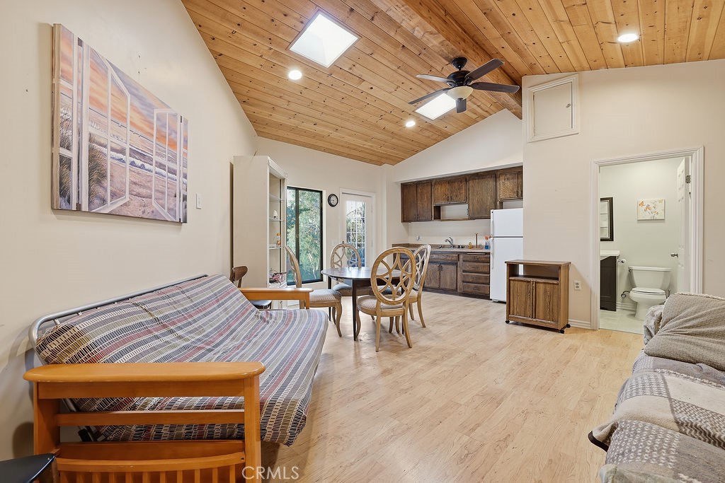 24300 Sylvan Glen Road Calabasas, CA 91302 - Photo 36 of 46