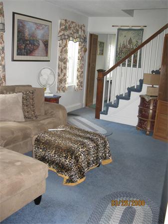 29 Indian Road Waltham, MA 02451 - Photo 5 of 19 Gallery Image 5