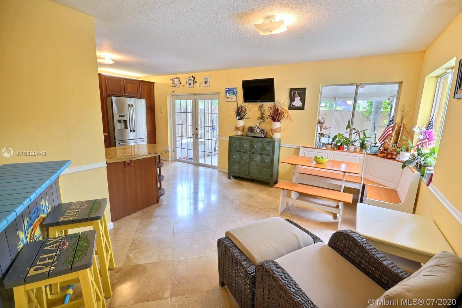2580 Rampart Way North Cooper City, FL 33026 - Photo 13 of 38 Gallery Image 13