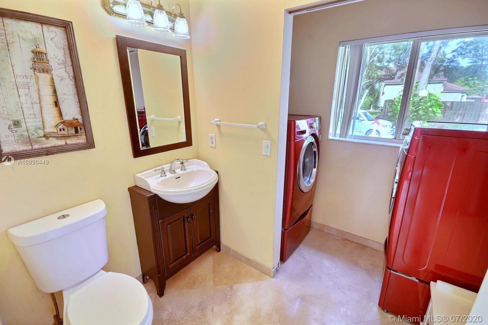 2580 Rampart Way North Cooper City, FL 33026 - Photo 15 of 38 Gallery Image 15
