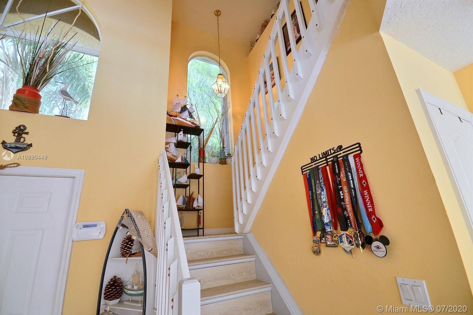 2580 Rampart Way North Cooper City, FL 33026 - Photo 16 of 38 Gallery Image 16