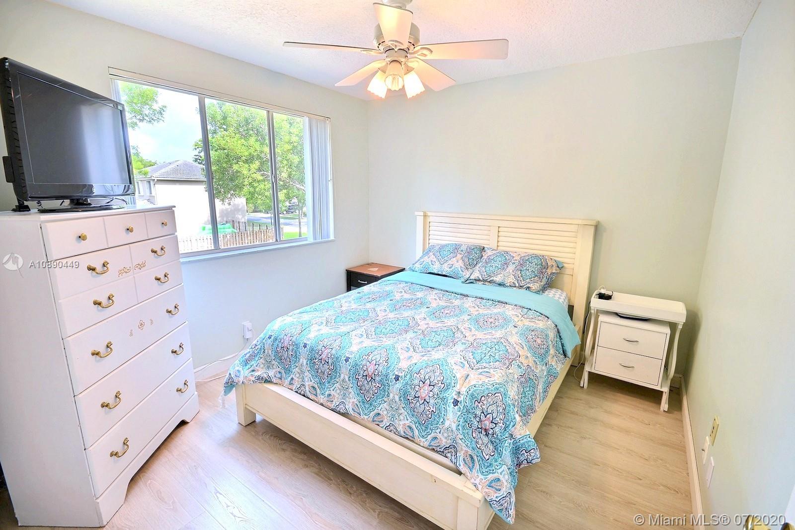 2580 Rampart Way North Cooper City, FL 33026 - Photo 25 of 38 Gallery Image 25