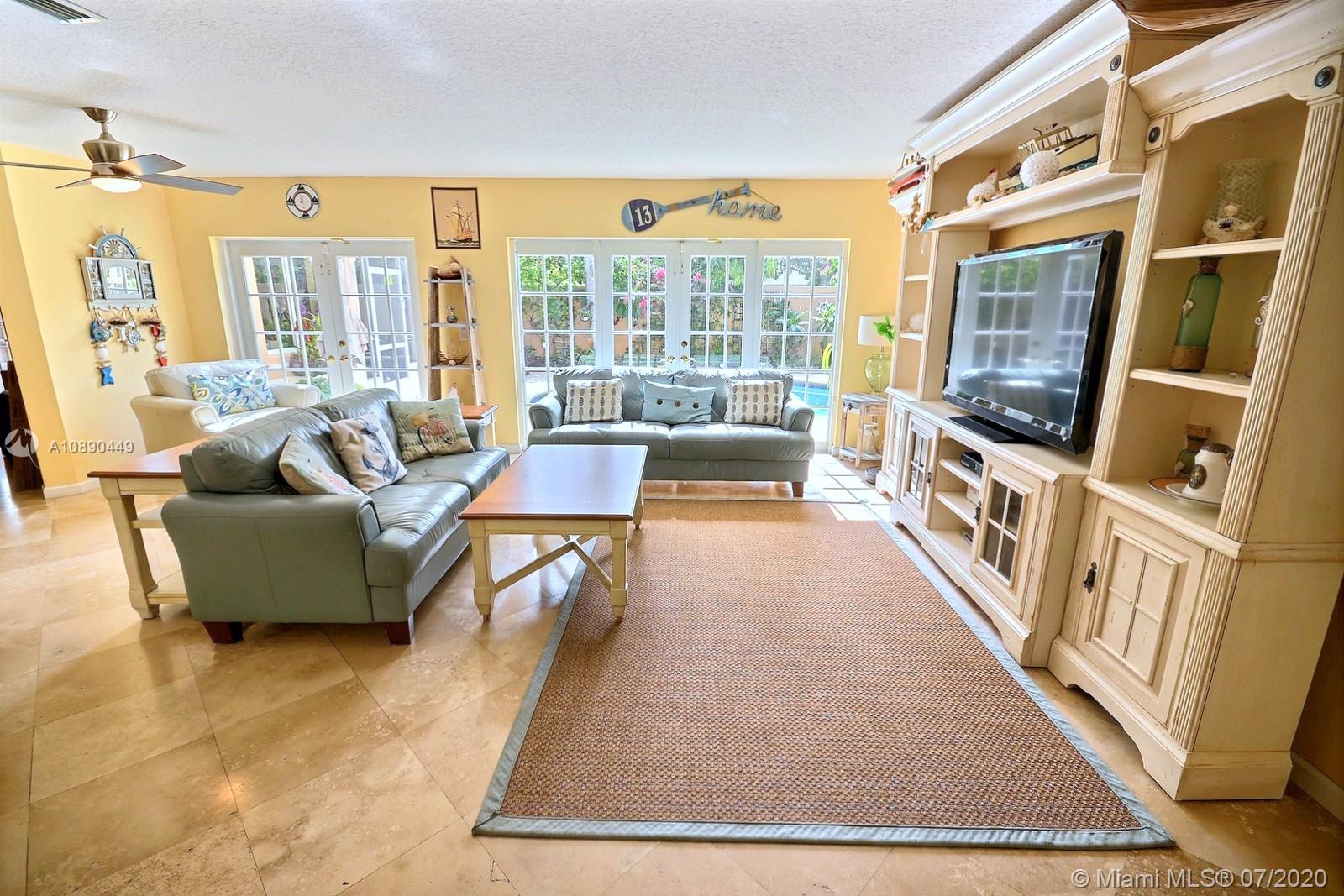 2580 Rampart Way North Cooper City, FL 33026 - Photo 4 of 38 Gallery Image 4