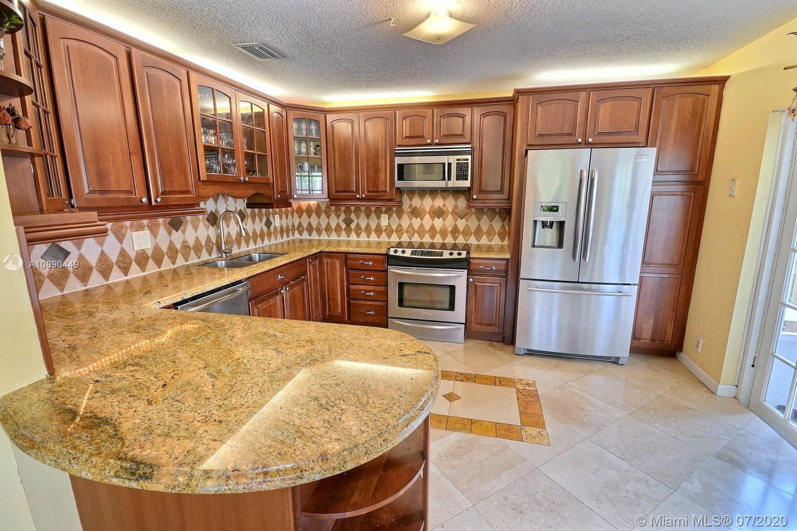 2580 Rampart Way North Cooper City, FL 33026 - Photo 8 of 38 Gallery Image 8