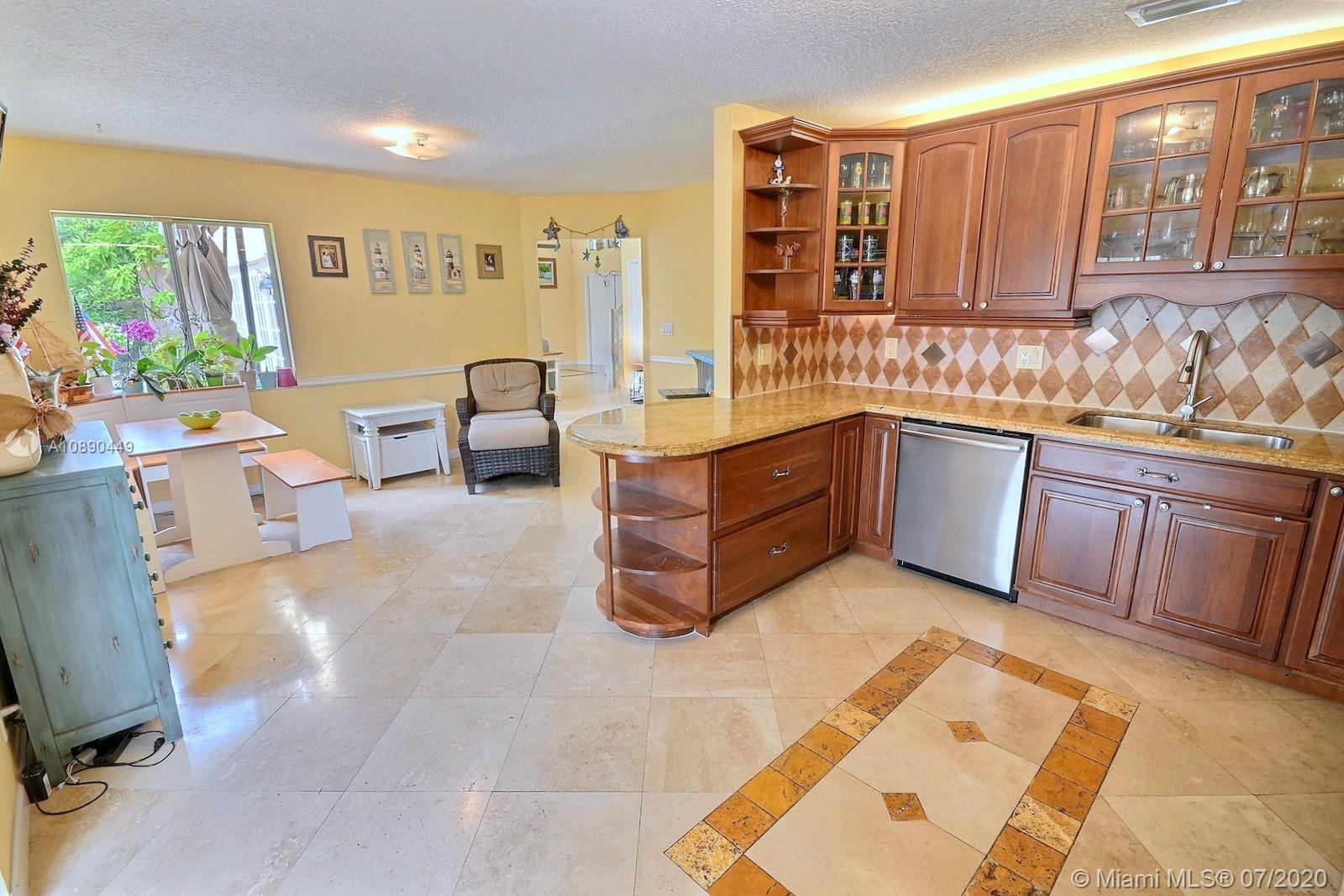 2580 Rampart Way North Cooper City, FL 33026 - Photo 9 of 38 Gallery Image 9