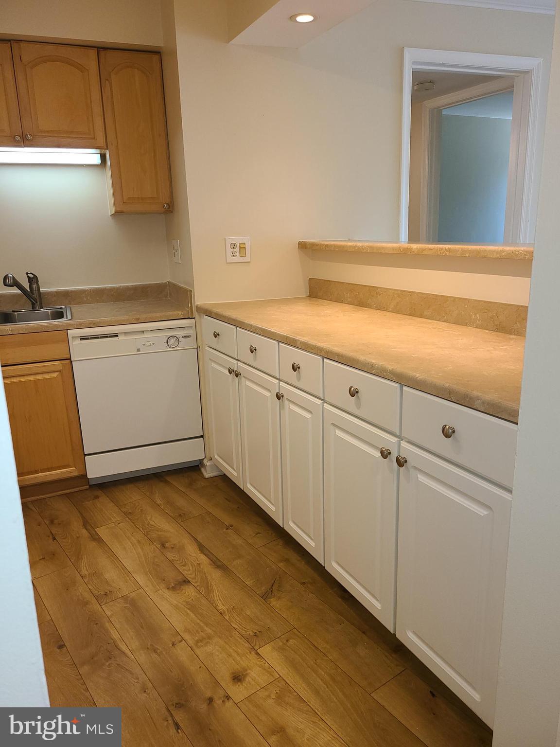 5820 Royal Ridge Drive, Unit L Springfield, VA 22152 - Photo 6 of 24
