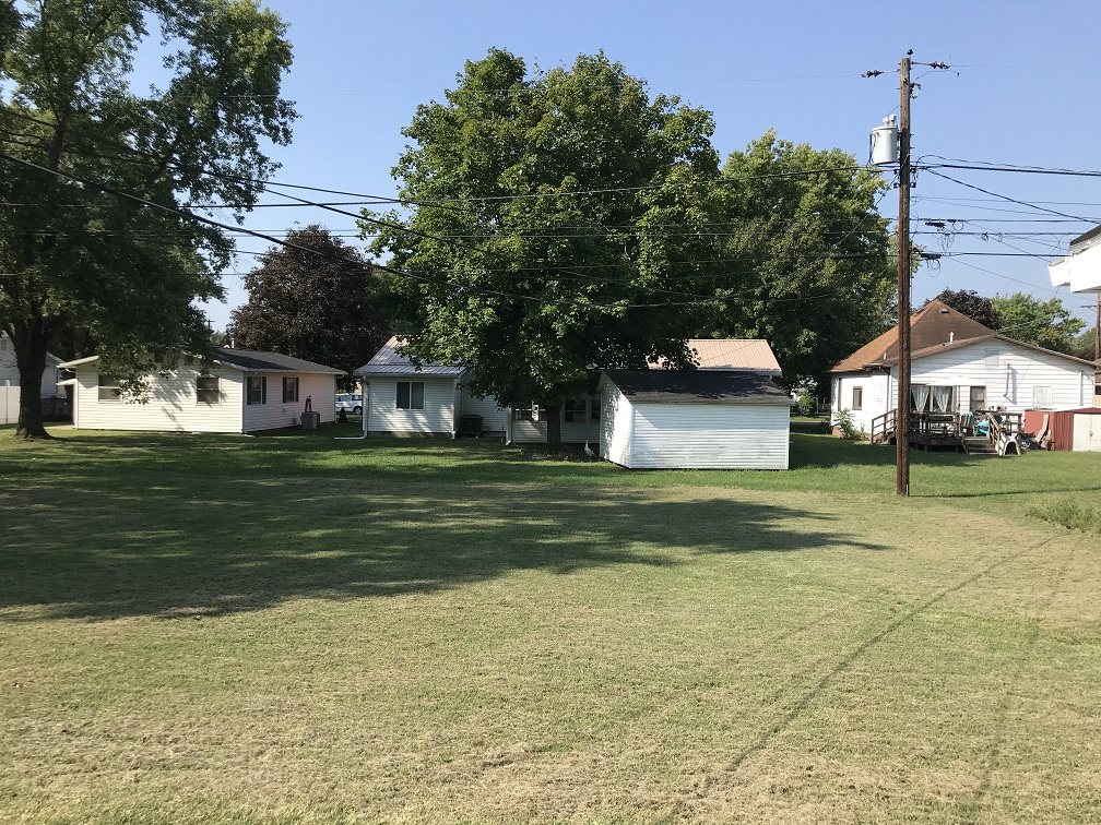 1405 Ridgeway Avenue Vincennes, IN 47591 - Photo 11 of 12 Gallery Image 11