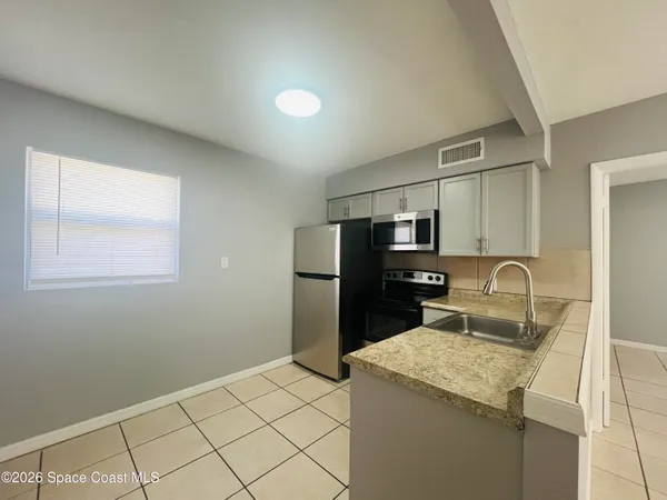 $1,250 | 402 Adams Avenue, Unit G, Cape Canaveral, FL 32920