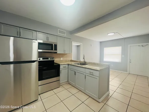 $1,250 | 402 Adams Avenue, Unit G, Cape Canaveral, FL 32920