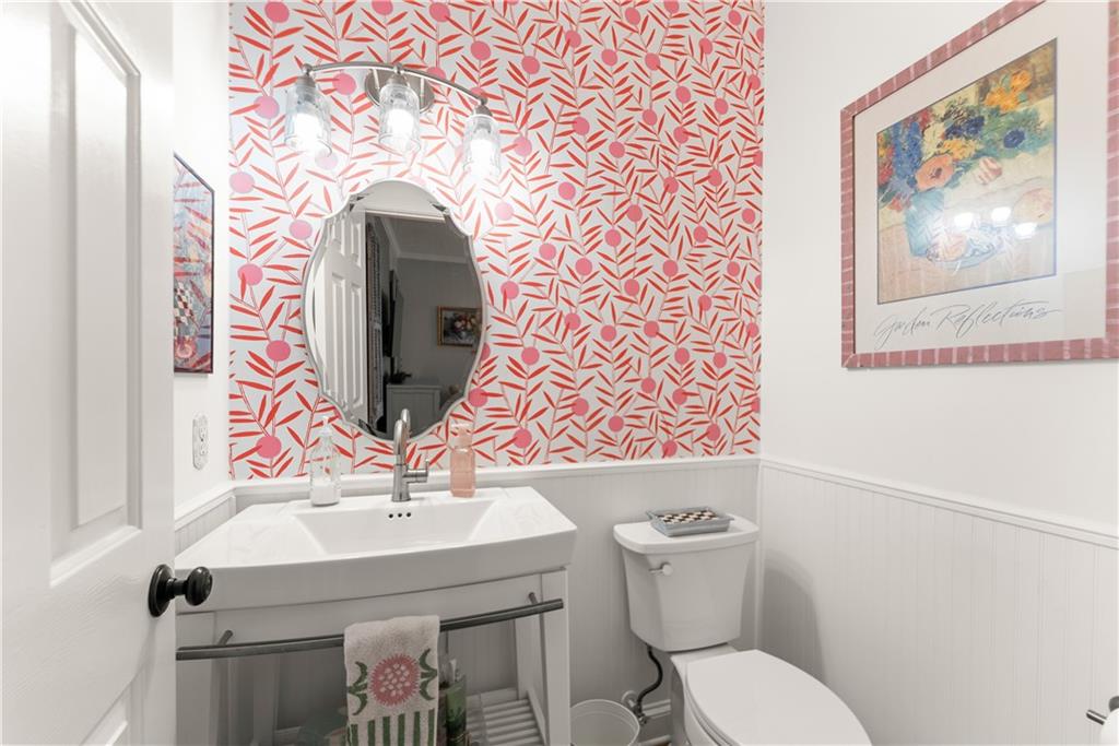 1045 Coleridge Way Suwanee, GA 30024 - Photo 11 of 51