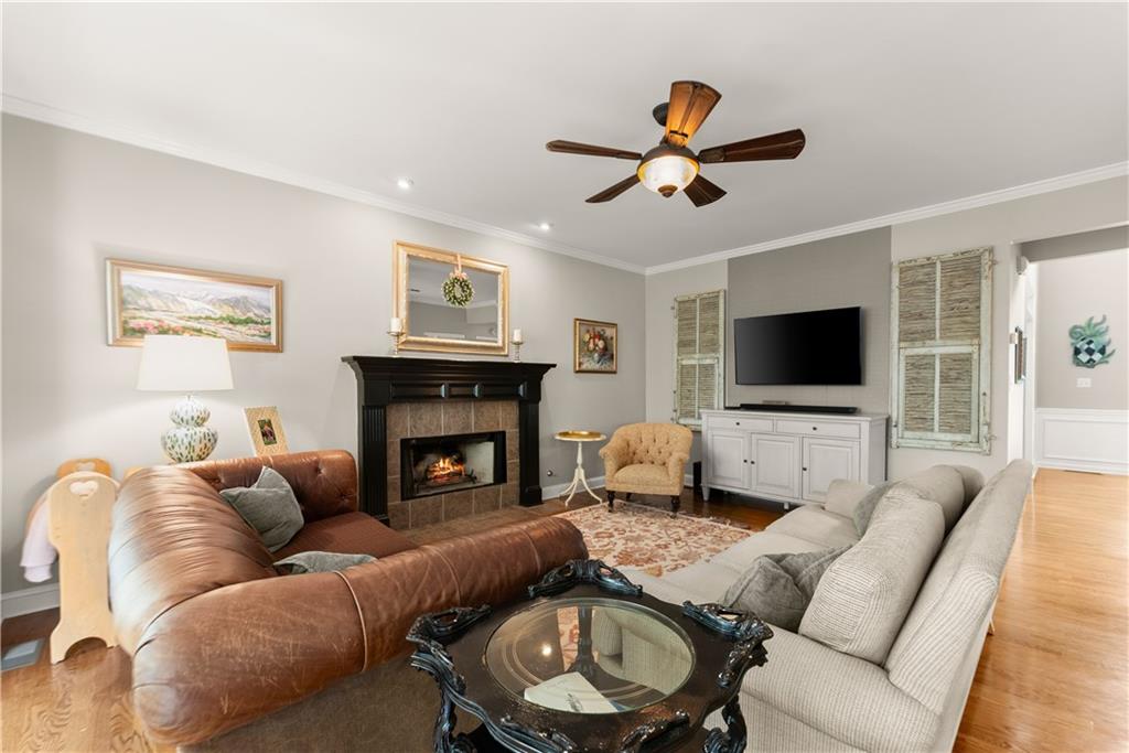 1045 Coleridge Way Suwanee, GA 30024 - Photo 12 of 51