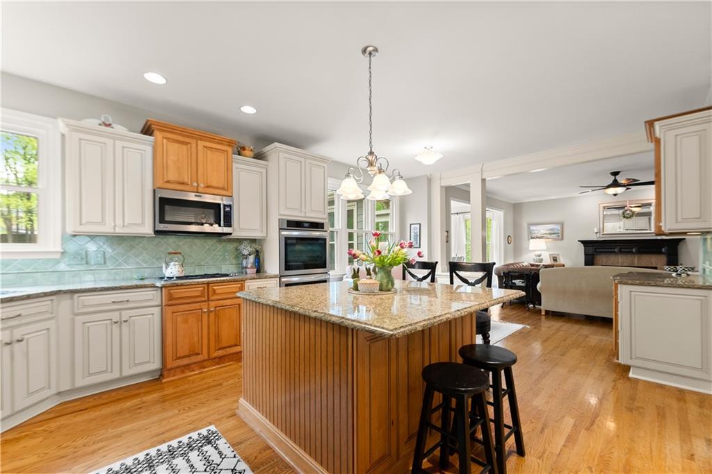 1045 Coleridge Way Suwanee, GA 30024 - Photo 17 of 51