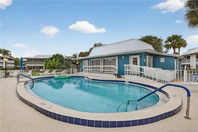 $344,900 | 1866 Southwest Palm City Road, Unit 107, Stuart, FL 34994