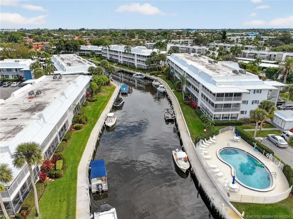 $309,900 | 1866 Southwest Palm City Road, Unit 107, Stuart, FL 34994