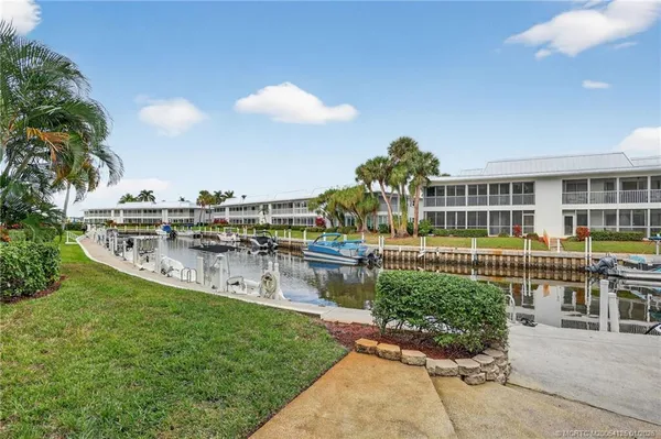 $309,900 | 1866 Southwest Palm City Road, Unit 107, Stuart, FL 34994