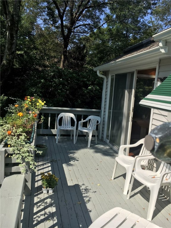 152 Little Rest Road South Kingstown, RI 02881 - Photo 7 of 22 Gallery Image 7