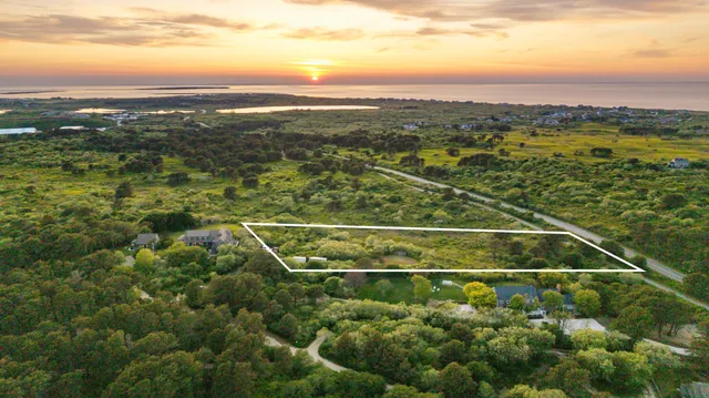 $2,375,000 | 158 Madaket Road, Nantucket, MA 02554