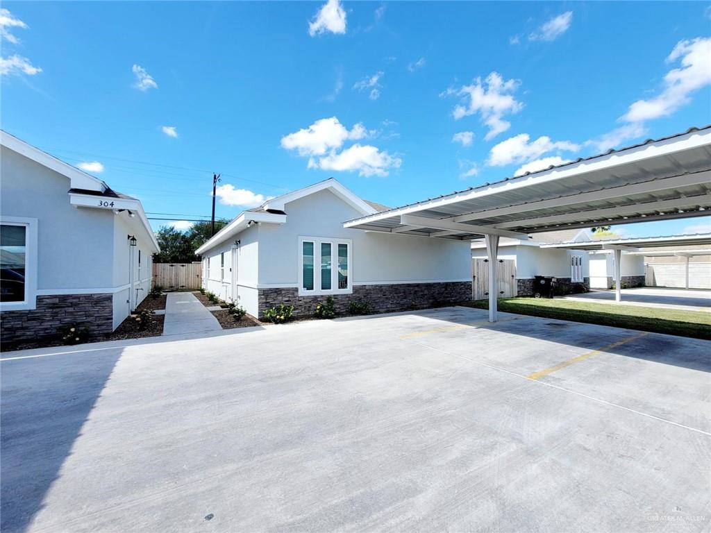 308 Retama Lane Weslaco, TX 78596 - Photo 2 of 10 View of home's exterior