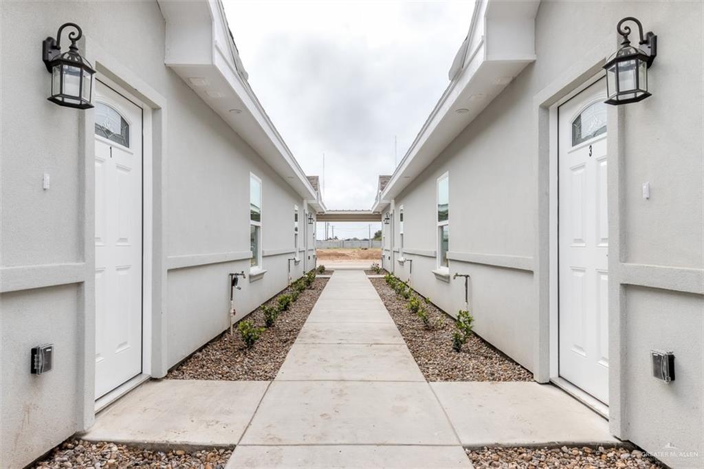 308 Retama Lane Weslaco, TX 78596 - Photo 3 of 10 View of property exterior