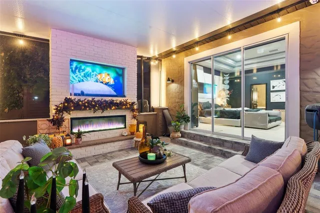 $980,900 | 1384 East Lakeshore Boulevard, Kissimmee, FL 34744