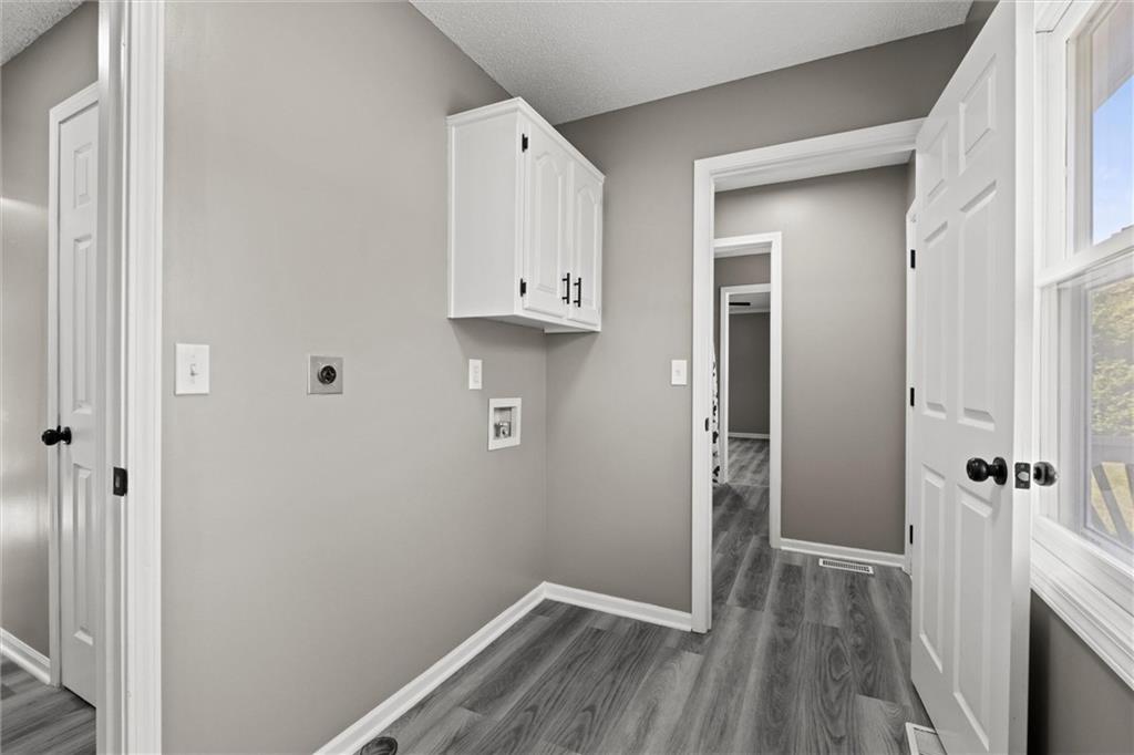 23404 Waverly Road Spring Hill, KS 66083 - Photo 12 of 46