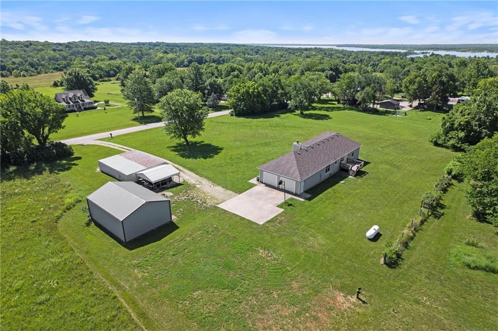 23404 Waverly Road Spring Hill, KS 66083 - Photo 28 of 46