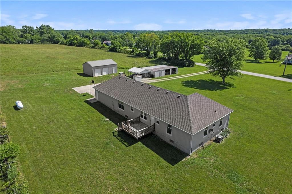 23404 Waverly Road Spring Hill, KS 66083 - Photo 29 of 46