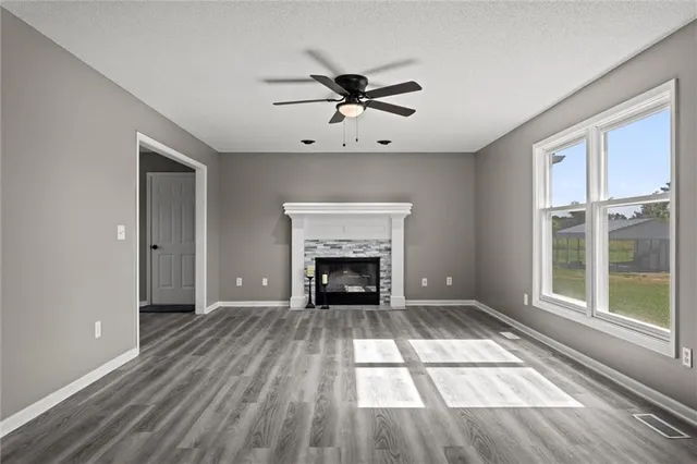 $795,000 | 23404 Waverly Road, Spring Hill, KS 66083