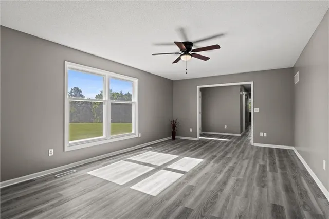 $795,000 | 23404 Waverly Road, Spring Hill, KS 66083