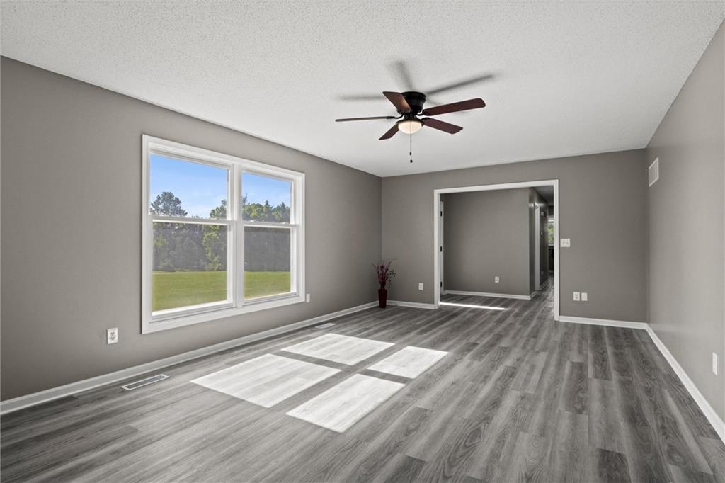 23404 Waverly Road Spring Hill, KS 66083 - Photo 7 of 46