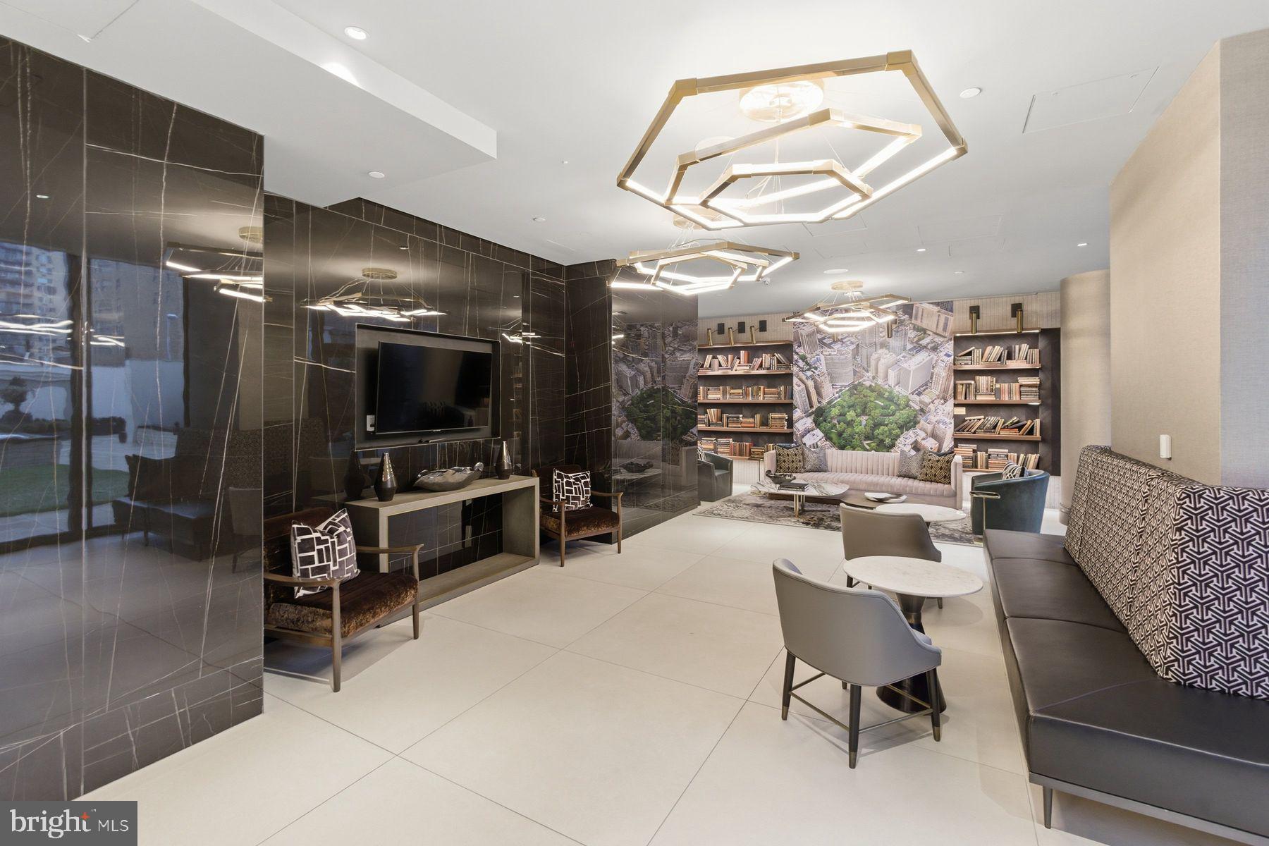 1911 Walnut Street, Unit 4402 Philadelphia, PA 19103 - Photo 35 of 56