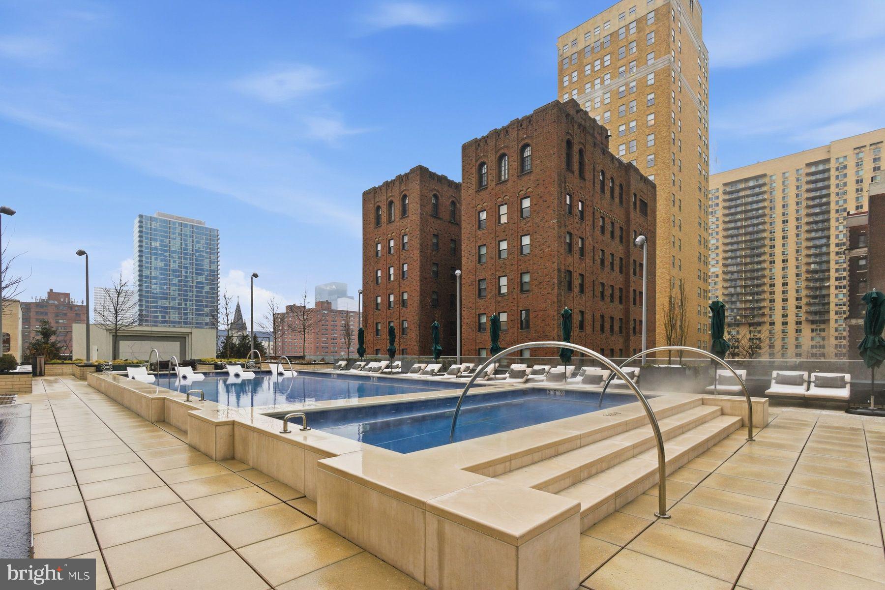 1911 Walnut Street, Unit 4402 Philadelphia, PA 19103 - Photo 38 of 56