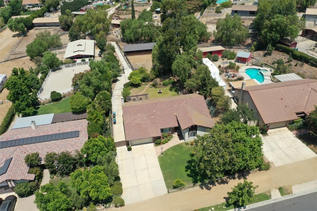 175 Wrangler Road Simi Valley, CA 93065 - Photo 38 of 52 an aerial view of multiple houses with yard