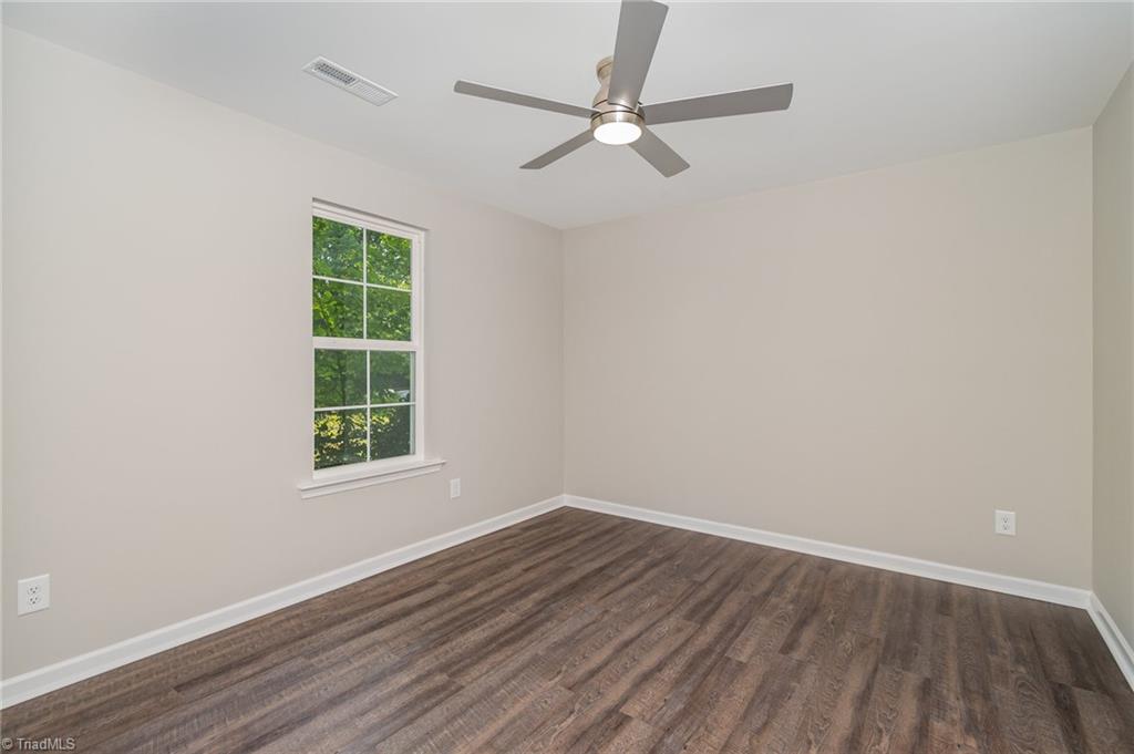 911 Carter Street High Point, NC 27260 - Photo 21 of 29 Gallery Image 21