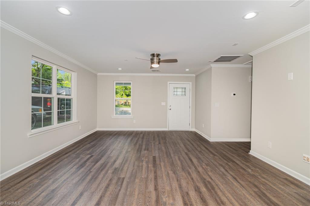 911 Carter Street High Point, NC 27260 - Photo 6 of 29 Gallery Image 6