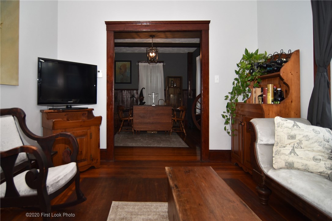 191 Paradis Avenue Woonsocket, RI 02895 - Photo 5 of 38 Gallery Image 5