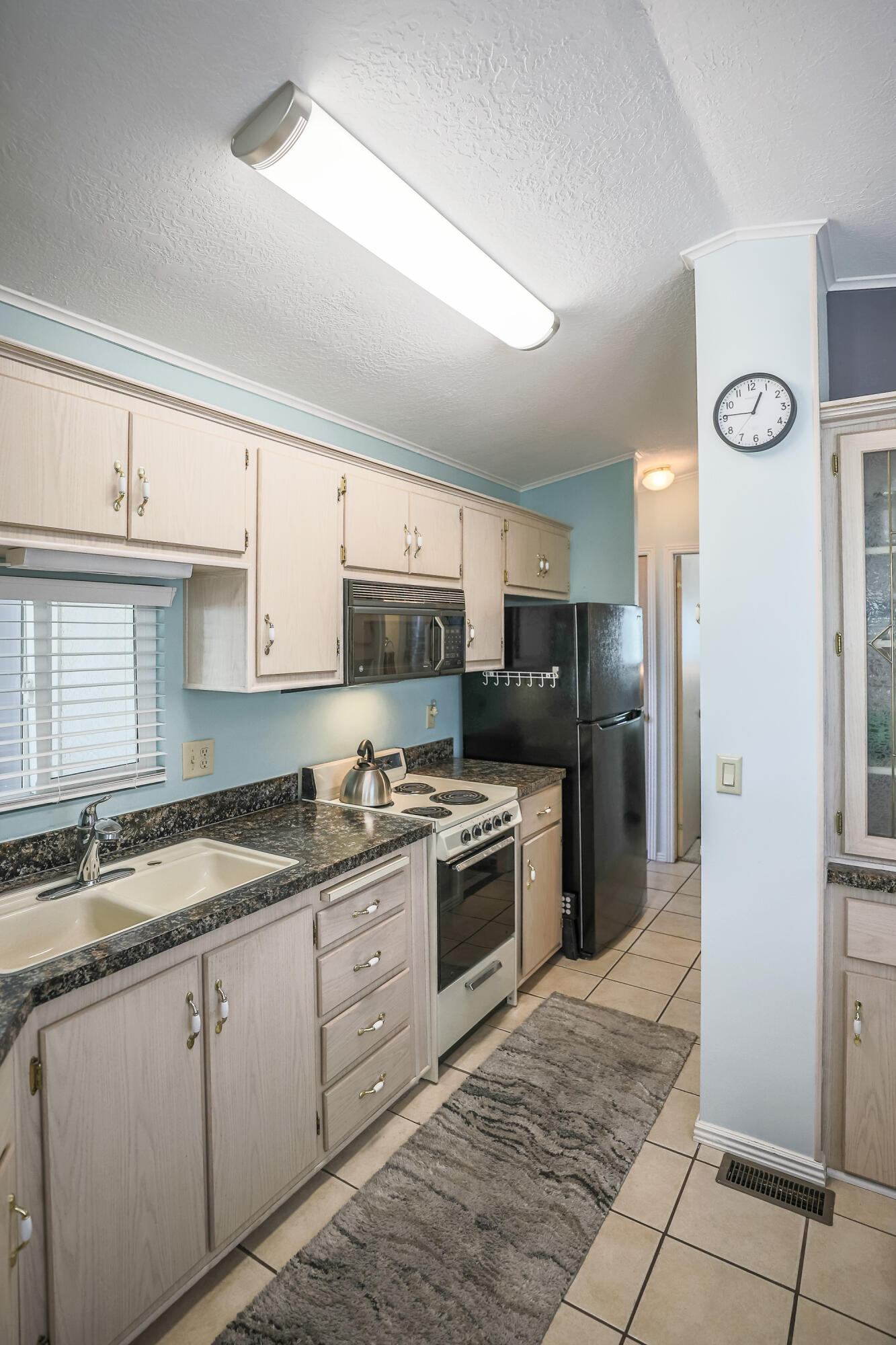 1225 North Dixie Downs Road, Unit 94 St. George, UT 84770 - Photo 9 of 31 Kitchen