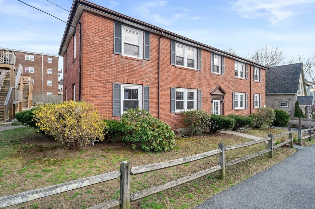 6 Oval Road, Unit 1 Quincy, MA 02170 - Photo 1 of 20 Gallery Image 1