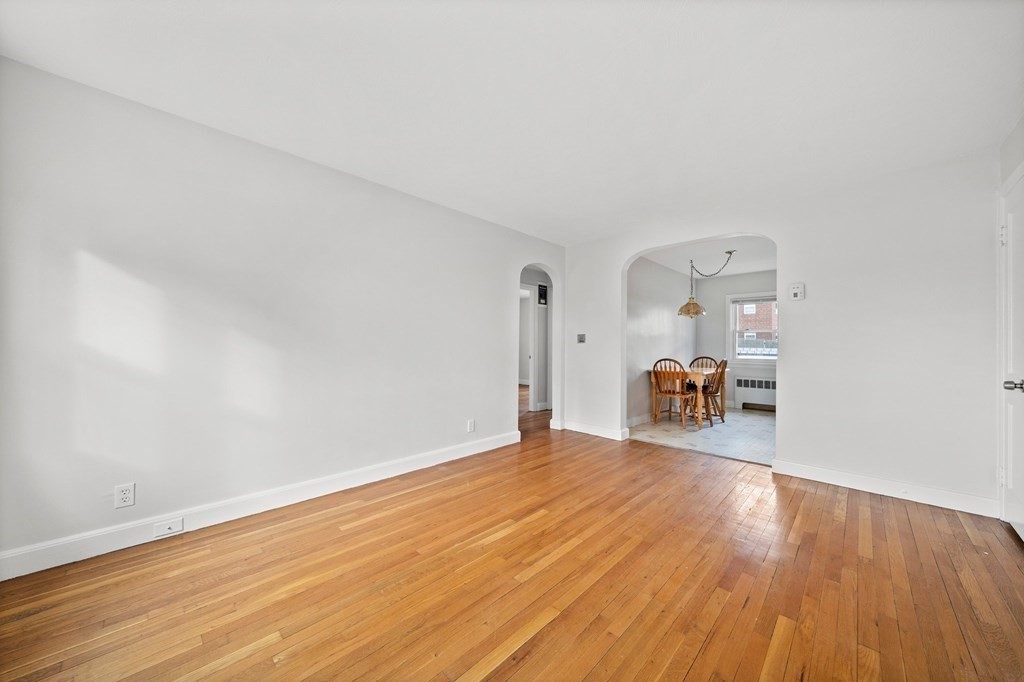 6 Oval Road, Unit 1 Quincy, MA 02170 - Photo 5 of 20 Gallery Image 5